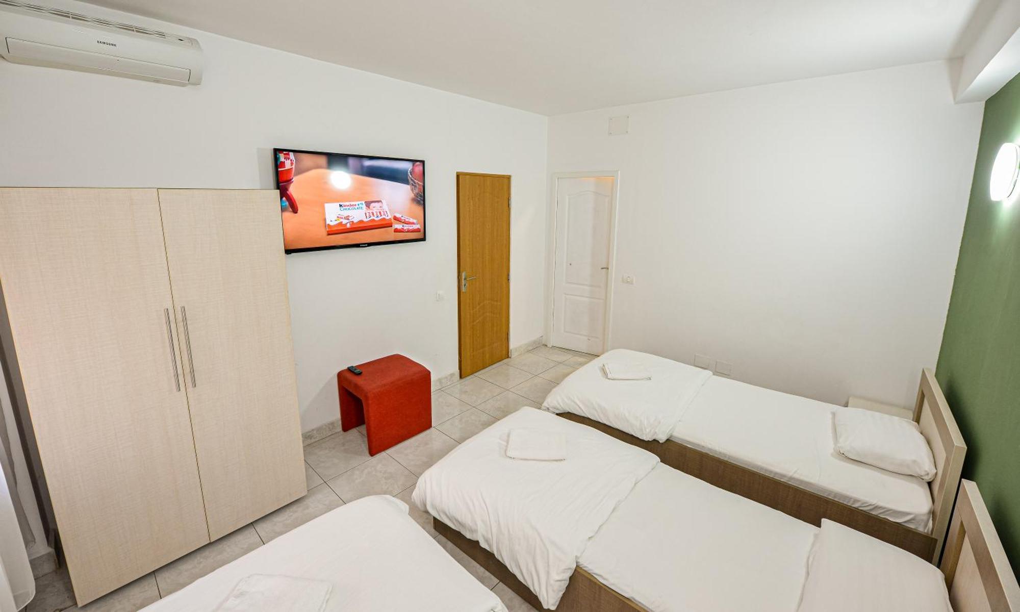 Ideal Accommodation Unirii Square Bucarest Esterno foto