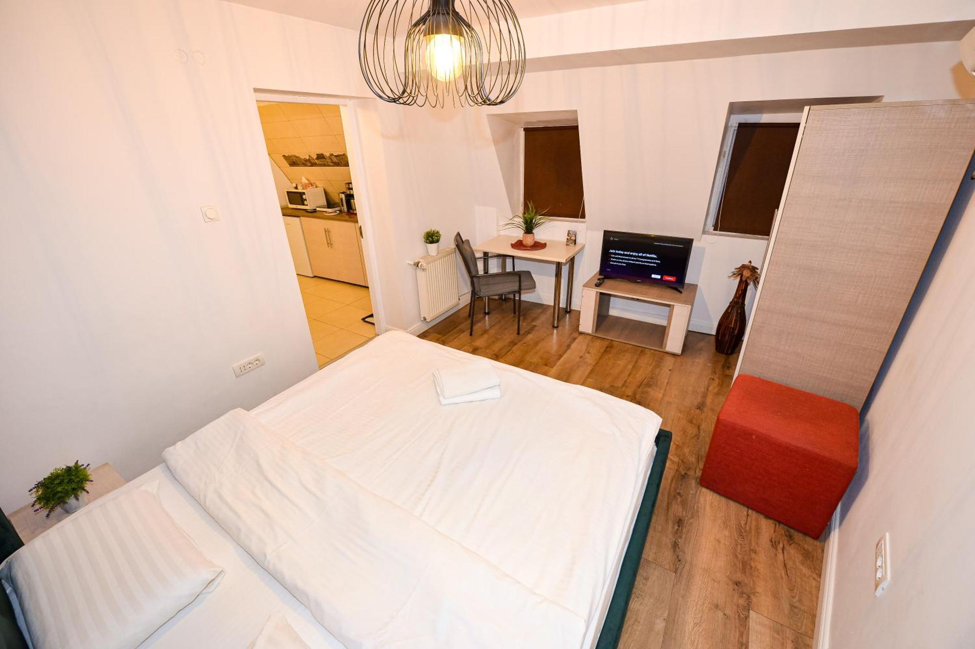 Ideal Accommodation Unirii Square Bucarest Esterno foto