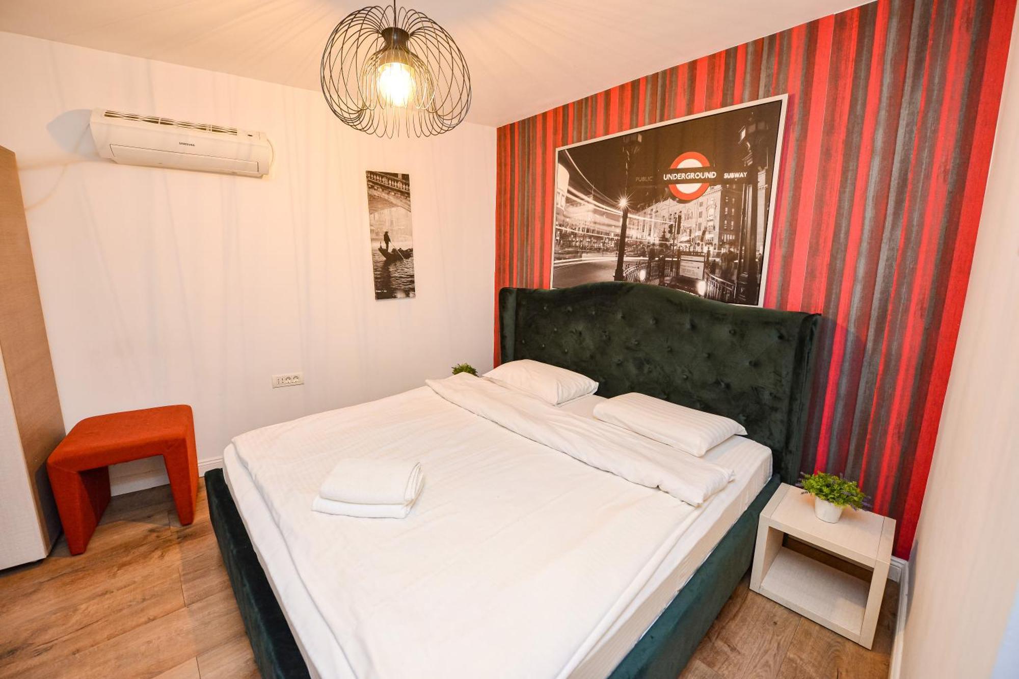 Ideal Accommodation Unirii Square Bucarest Esterno foto